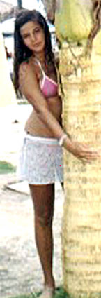 Date this nice looking Brazil girl Hosana from ITABUNA B8298