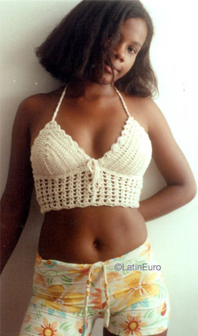 Date this passionate Brazil girl Andrea from  B8362