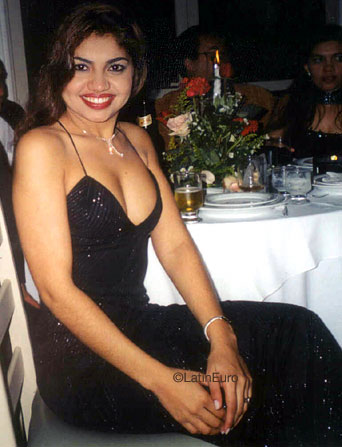 Date this tall Brazil girl Ana from PIRACICABA B8380