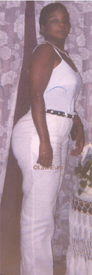 Date this charming Brazil girl Helena from RIO DE JANEIRO B8382