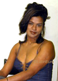 Date this sultry Brazil girl Teonilia from TAGUATINGA B8428