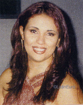 Date this hot Brazil girl Cintia from BAURU B8479