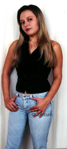 Date this attractive Brazil girl Marcia from ARIQUEMES B8526