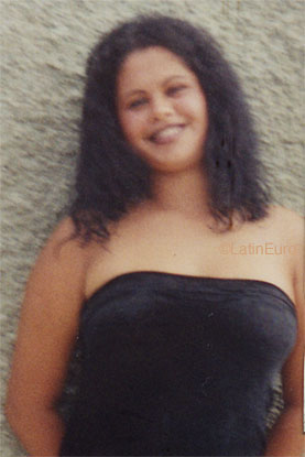 Date this happy Brazil girl Jucimara from SANTO ANTONIO B8530