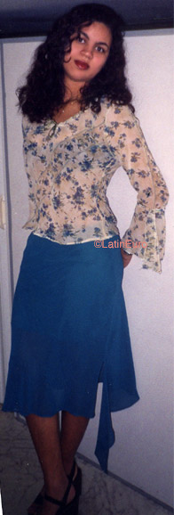 Date this hot Brazil girl Elania from RIO DE JANEIRO B8545
