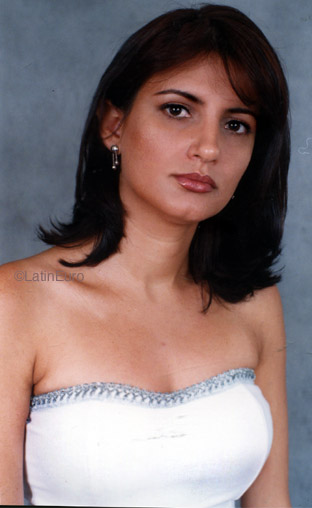 Date this voluptuous Brazil girl Arminda from CATALAO B8573