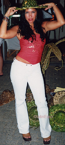 Date this sultry Brazil girl Marina from ARACAJU B8655