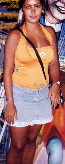 Date this sultry Brazil girl Sandra from RECIFE B8671