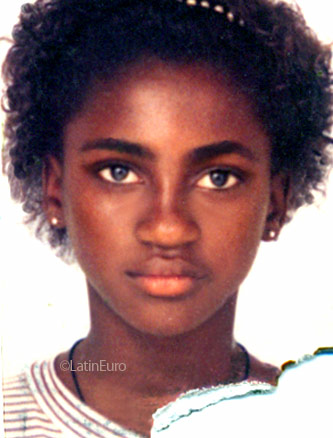 Date this young Brazil girl Kelly from BELO HORIZONTE B8765