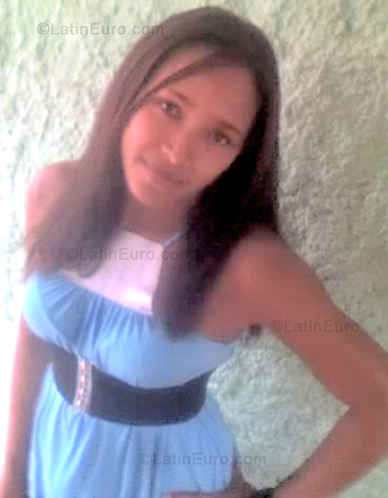 Date this passionate Brazil girl Claudiane from Indaiatuba B919