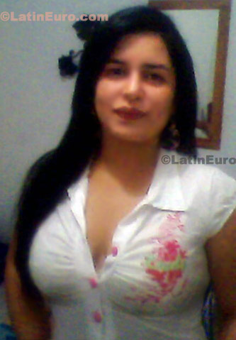Date this beautiful Colombia girl Ana from Medellin C8185