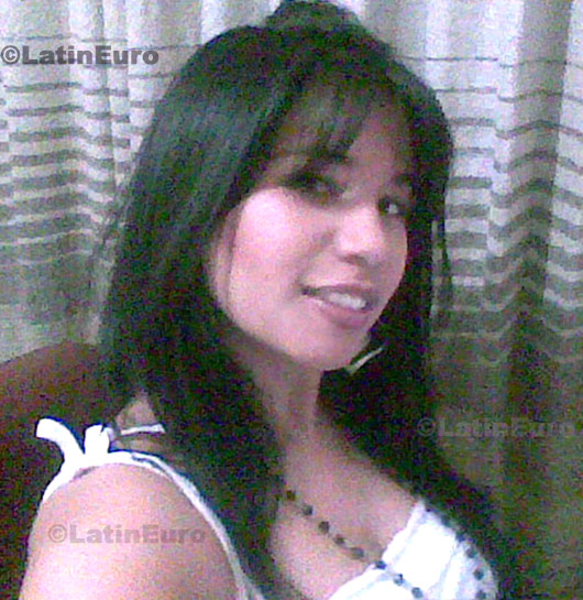 Date this tall Colombia girl Camila from Bogota C8259