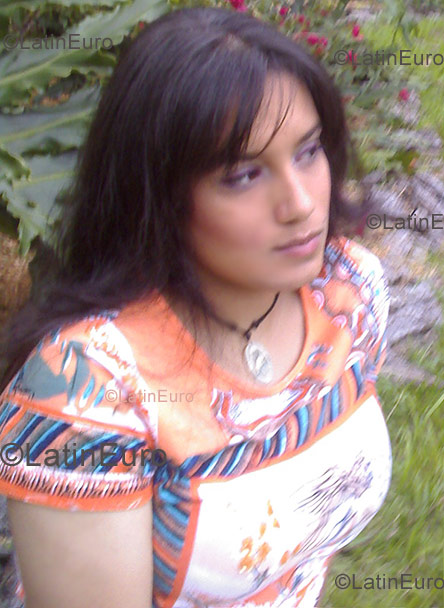 Date this charming Colombia girl Juliana from Medellin C8896