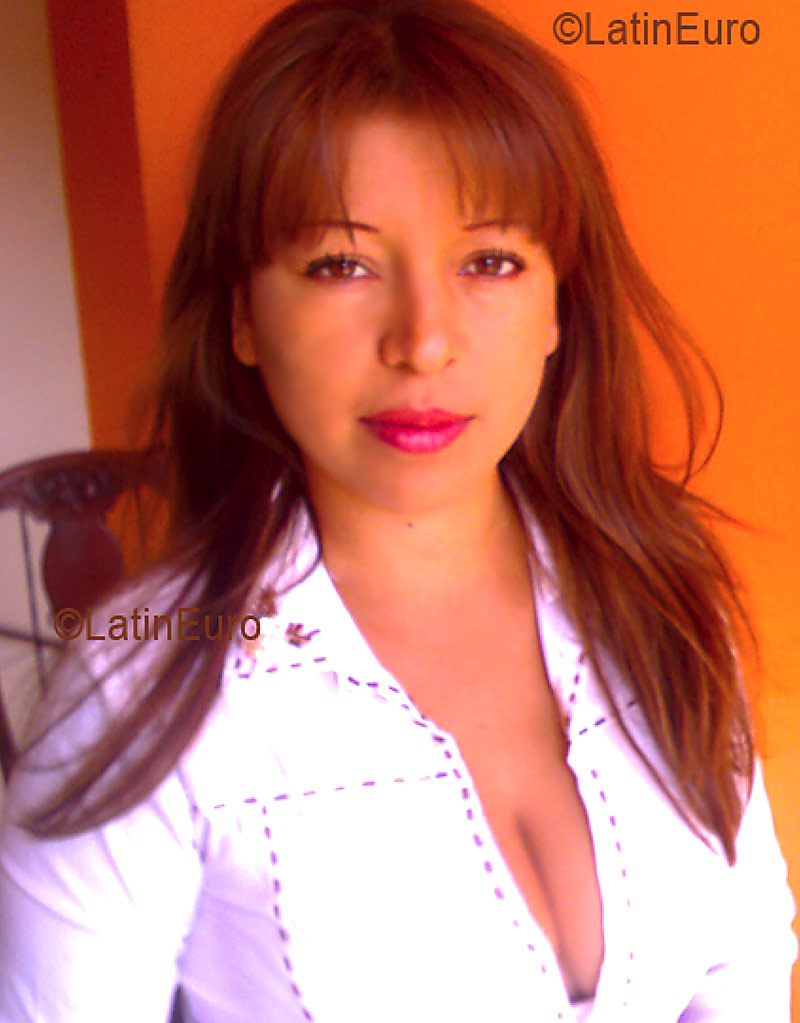 Date this good-looking Colombia girl Omaira from Ibague C9115