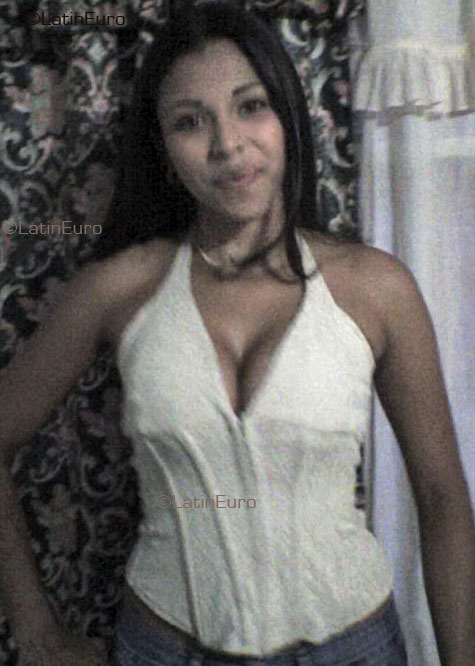 Date this exotic Colombia girl Johanna from Cali C9191