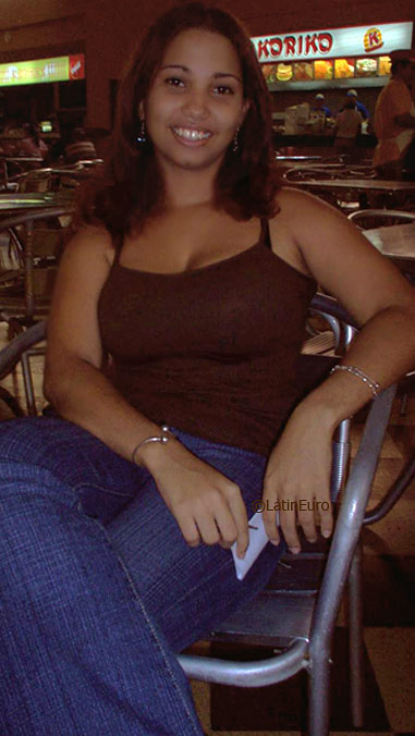 Date this gorgeous Colombia girl Milena from Cartagena C9406
