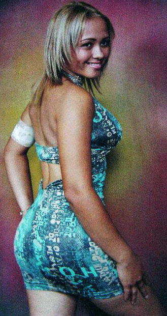 Date this hot Colombia girl Jackeline from  C9422