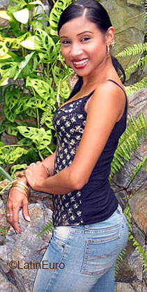 Date this tall Colombia girl Nivelsy from Barranquilla C9449