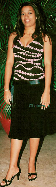 Date this beautiful Colombia girl Karina from  C9461