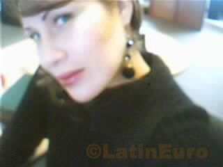 Date this sensual Peru girl Betty from Lima N-1134