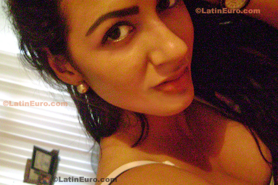 Date this funny Mexico girl Lizeth from  N-1167