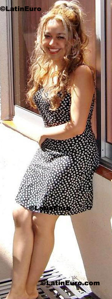 Date this hard body Mexico girl Lizeth from Mexico City N-1326