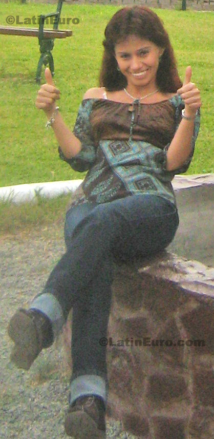 Date this attractive Peru girl Blanca from Callao N-1408