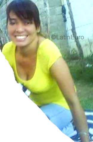 Date this tall Dominican Republic girl Chantal from Santo Domingo N-1574
