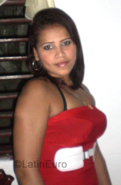 Date this good-looking Dominican Republic girl Gladys from  N-1598