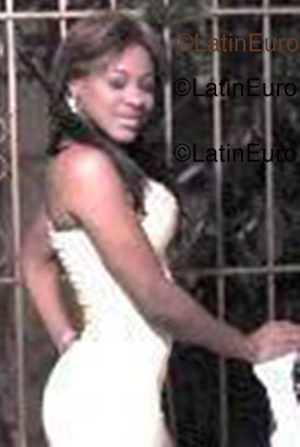 Date this young Dominican Republic girl Raisa from Santo Domingo N-186