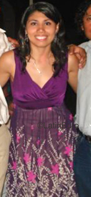 Date this passionate Mexico girl Emma from Merida N-244