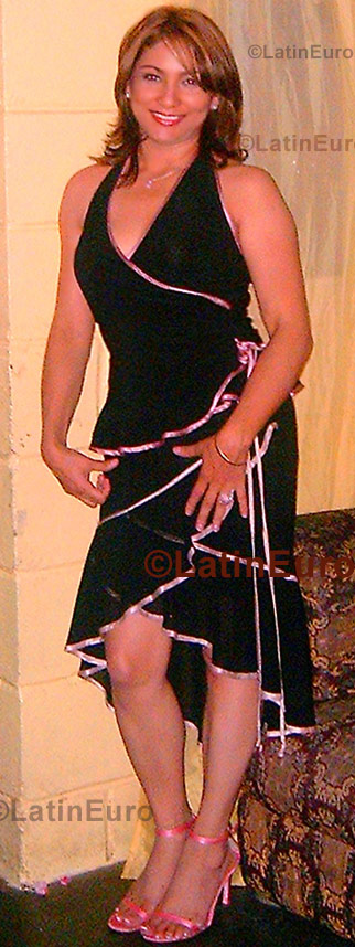 Date this tall Honduras girl Carmen- from Tegucigalpa N-583