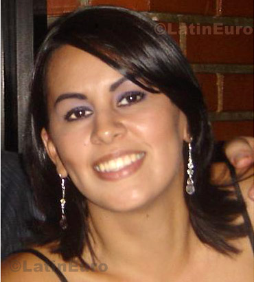 Date this pretty Honduras girl Antonia- from Tegucigalpa N-667