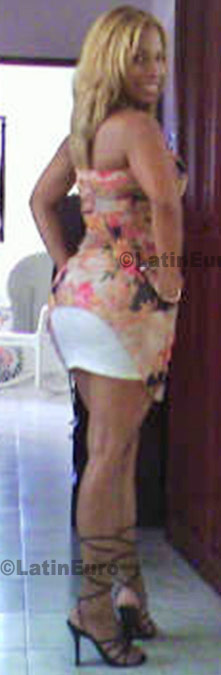 Date this exotic Dominican Republic girl Esmeralda from Cayetano Germosen N-711