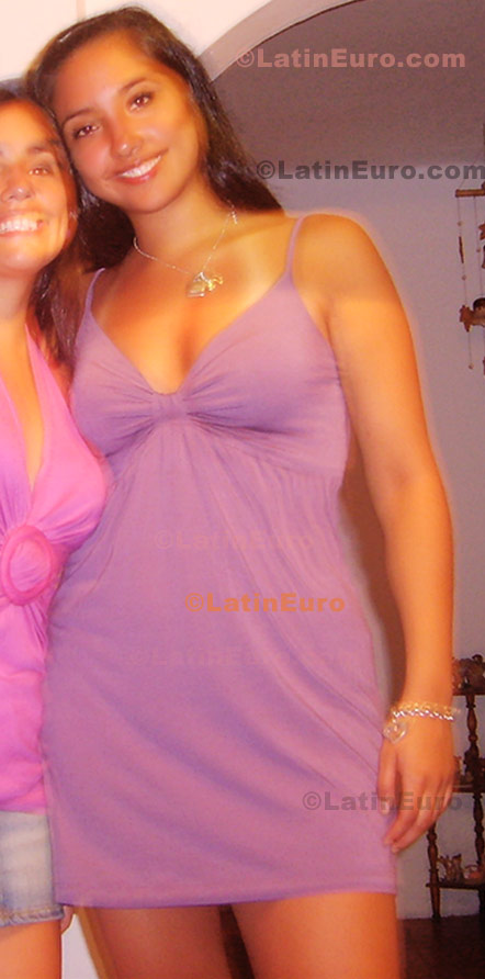 Date this hot Peru girl Carla from Lima N-837