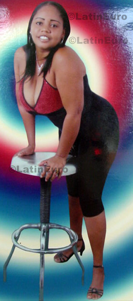 Date this happy Dominican Republic girl Milagro from Santiago N-872