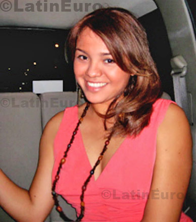 Date this cute Mexico girl Monserrat from Cordoba N-972