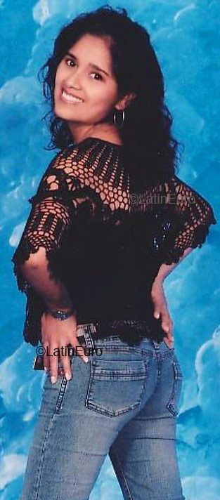 Date this young Peru girl Wendy from Lima N1325
