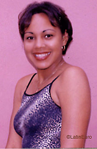 Date this attractive Any Country girl Betania from  N1390