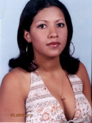 Date this athletic Honduras girl Ana from Choloma N1684