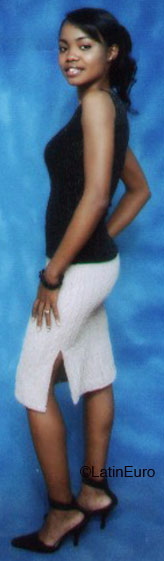 Date this charming Dominican Republic girl Wanda from Santo Domingo N1806