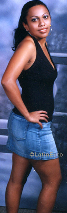 Date this stunning Honduras girl Irma from Yoro N2203
