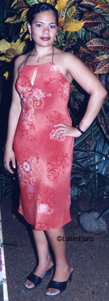 Date this good-looking Honduras girl Maritza from Morazan N2382