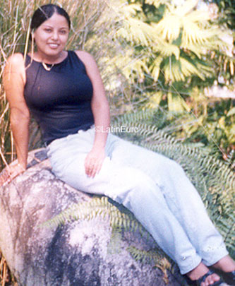 Date this athletic Honduras girl Elsy from La Ceiba N2455