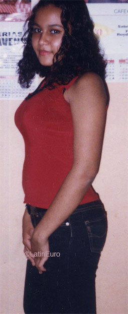 Date this tall Honduras girl Leticia from  N2473
