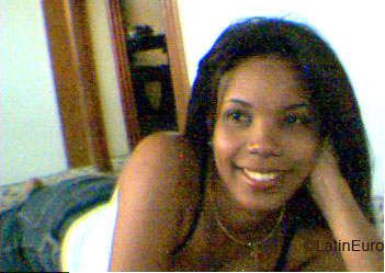 Date this exotic Any Country girl Yohanny from  N2524