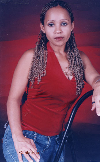 Date this gorgeous Honduras girl Maria from La Ceiba N2529