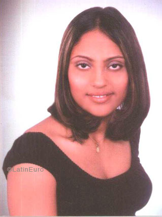 Date this happy Dominican Republic girl Ana from San Francisco de Macoris N2790