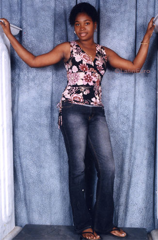 Date this charming Jamaica girl Kemone from Montego Bay N2826