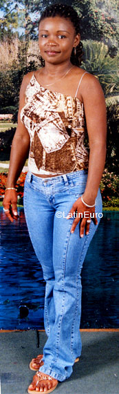 Date this nice looking Honduras girl Glenda from  N2844